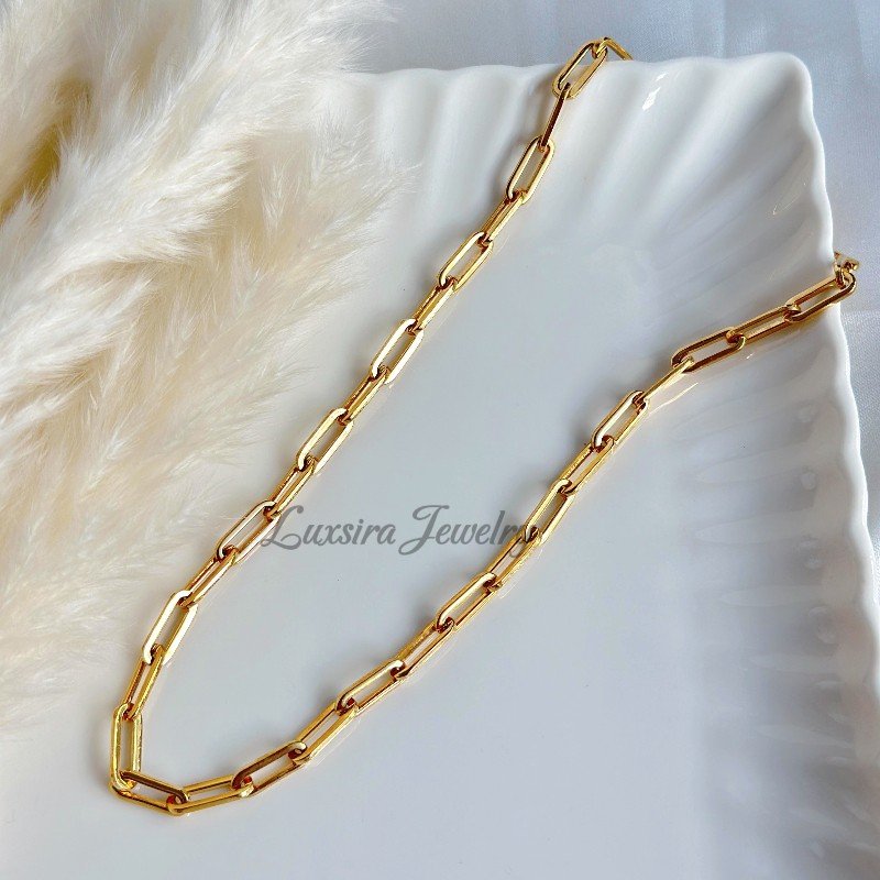 18k-gold-plated-necklace-waterproof Minimal 18K gold plated necklace – waterproof and hypoallergenic